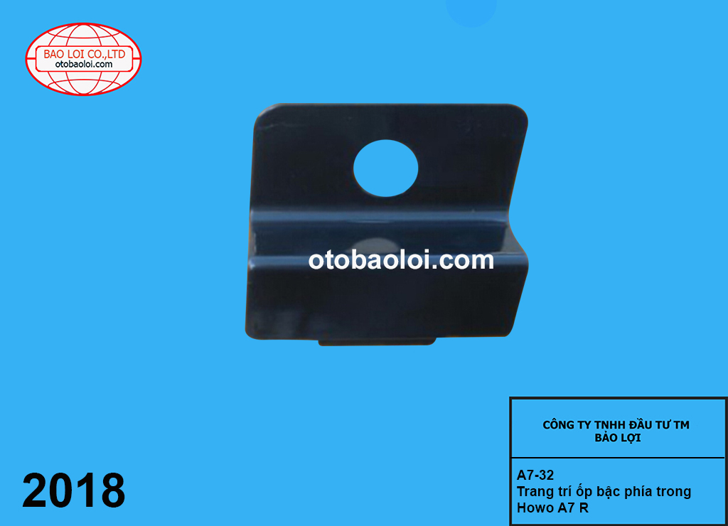 Trang trí ốp bậc phía trong Howo A7 R