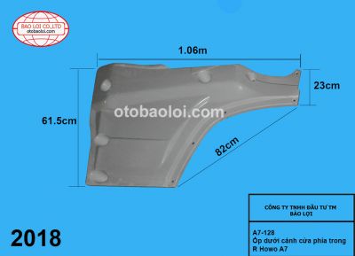 Ốp dưới cánh cửa phía trong R Howo A7 