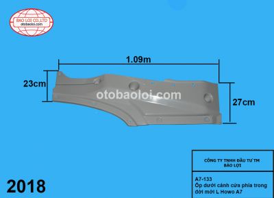 Ốp dưới cánh cửa phía trong đời mới L Howo A7