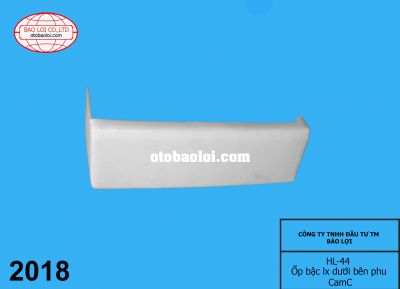 Ốp bậc lx dưới bên phụ CamC