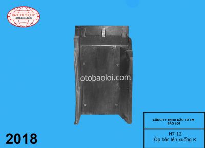 Ốp bậc lên xuống R