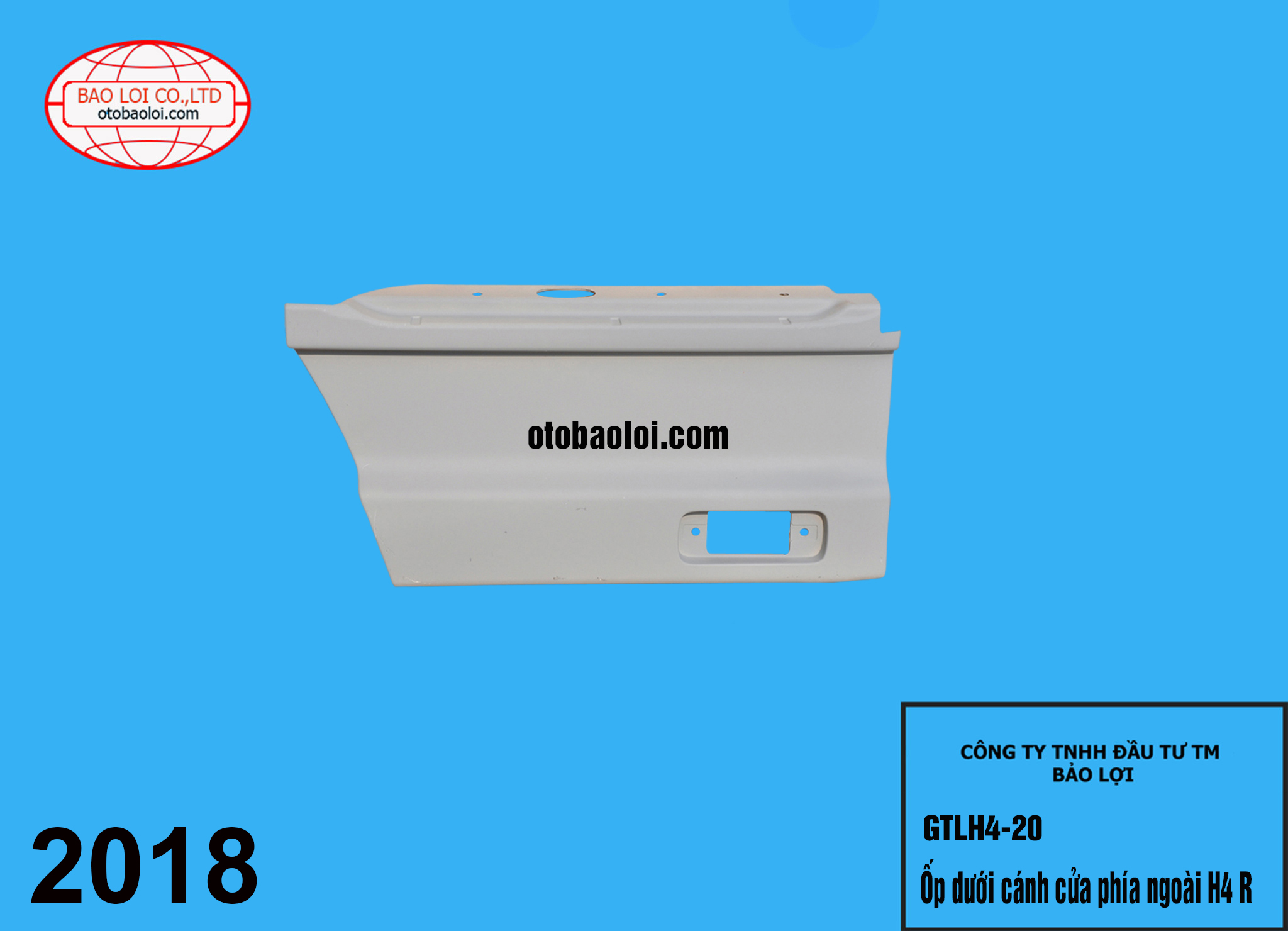 Ốp phía dưới cánh cửa ngoài H4 R