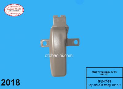 Tay mở cửa trong 1047 R