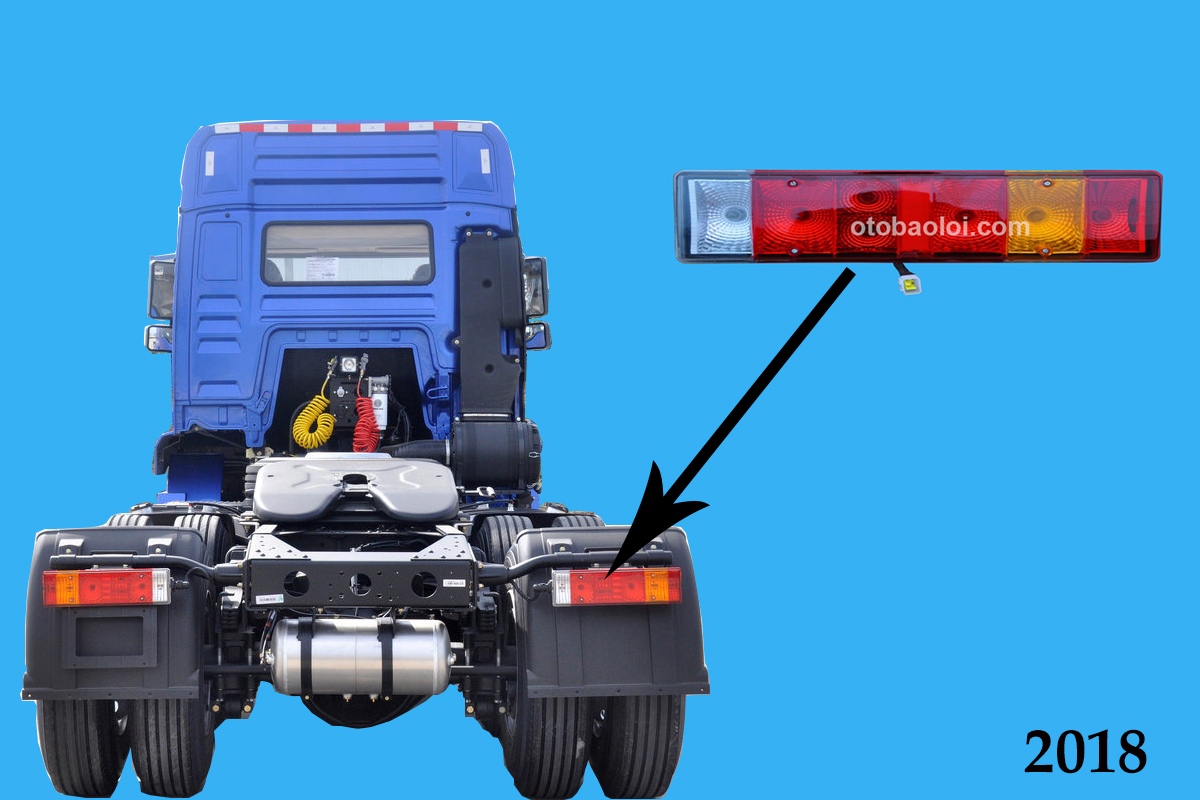 Đèn hậu  R M3000