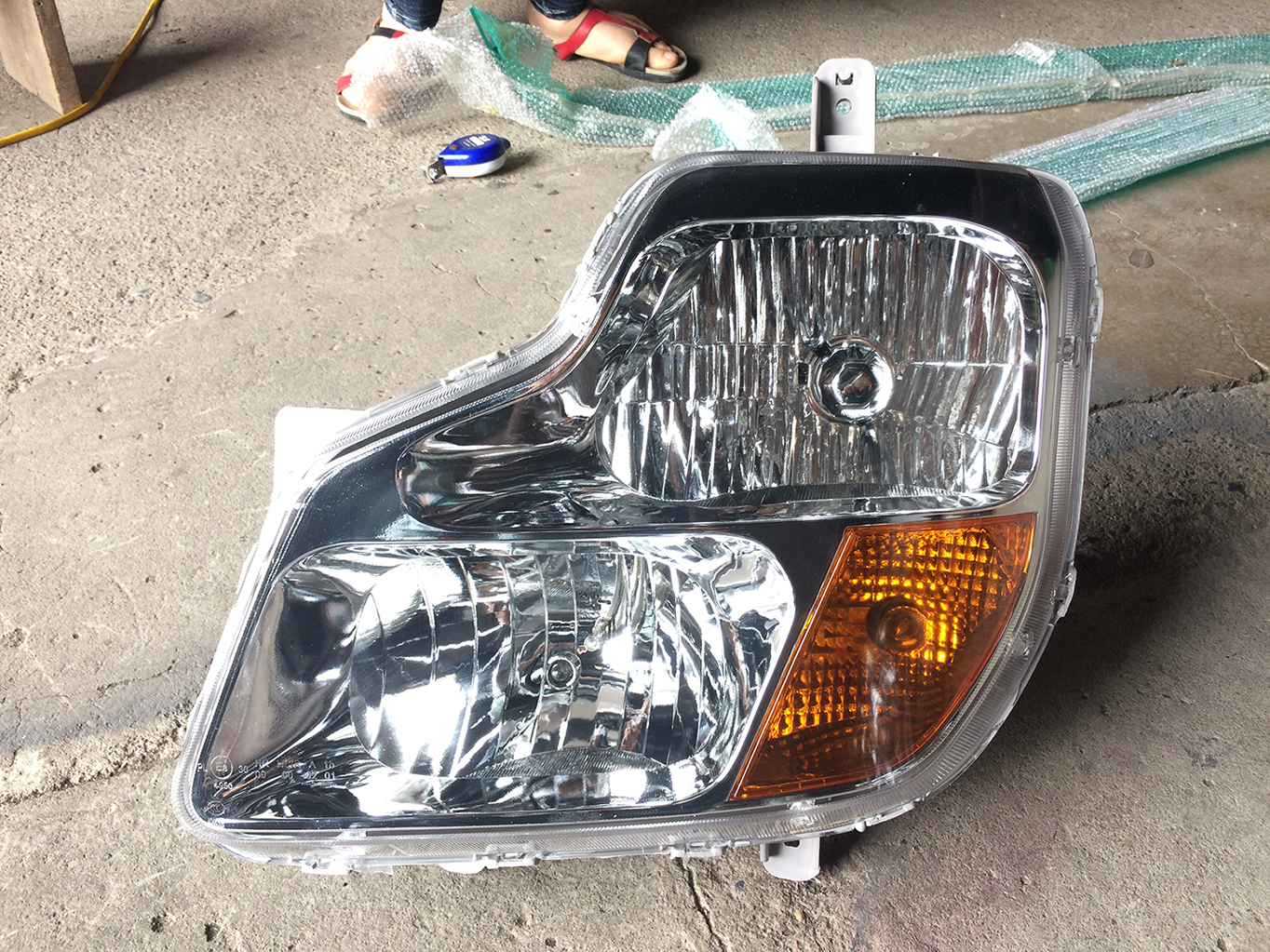 Đèn pha DF Thiên Long L