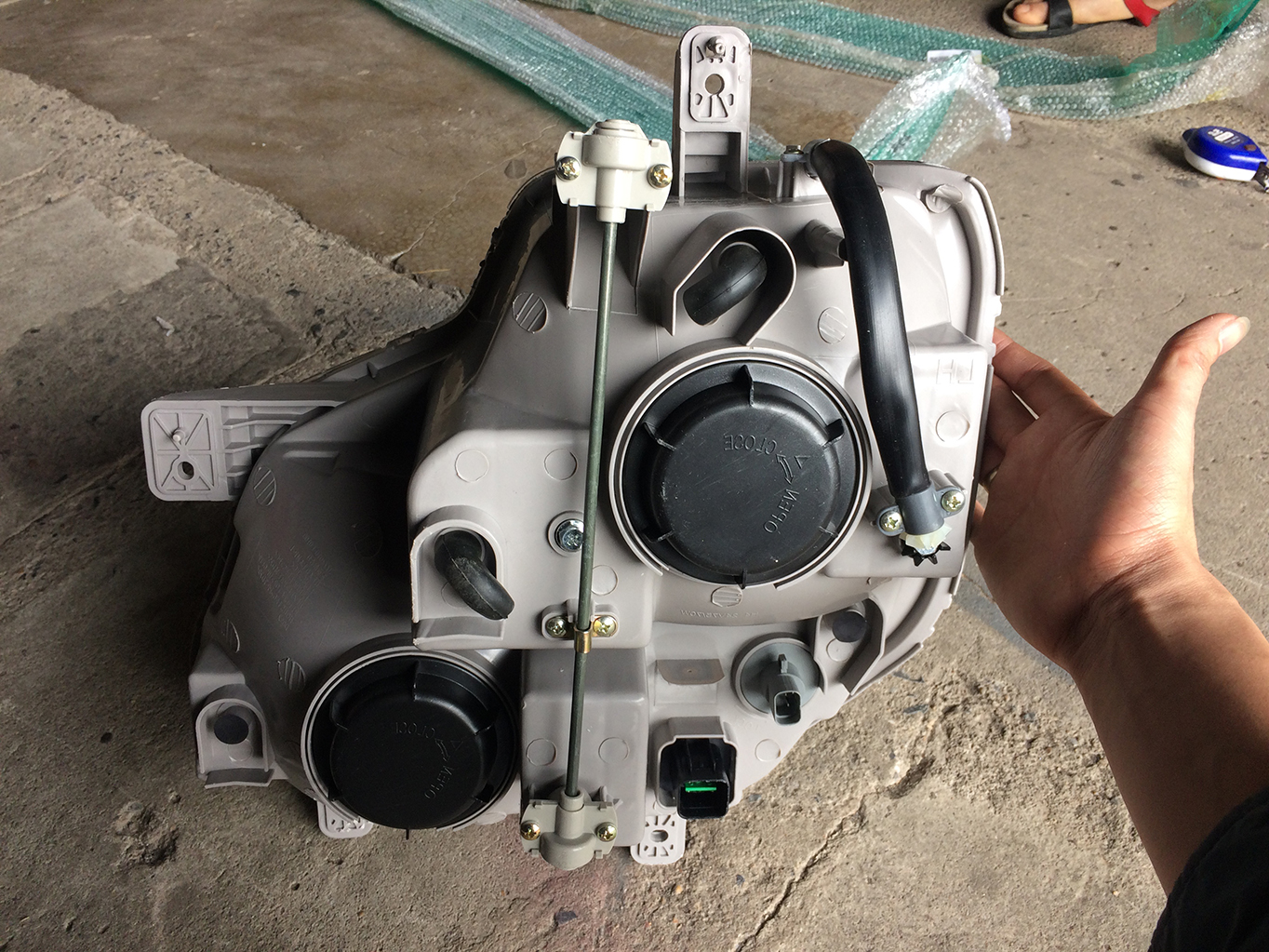 Đèn pha DF Thiên Long R