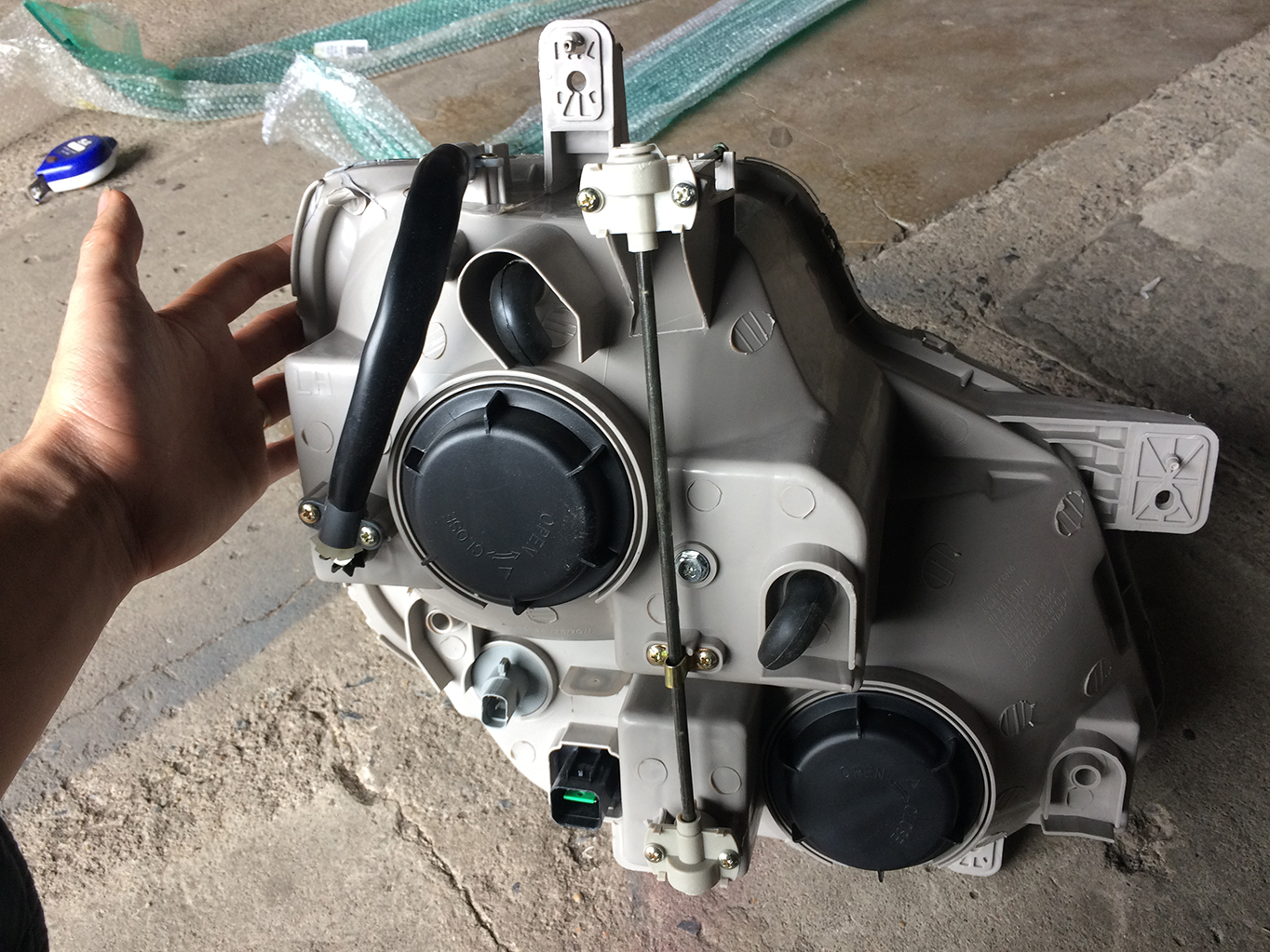 Đèn pha loại đẹp DF Thiên Long L