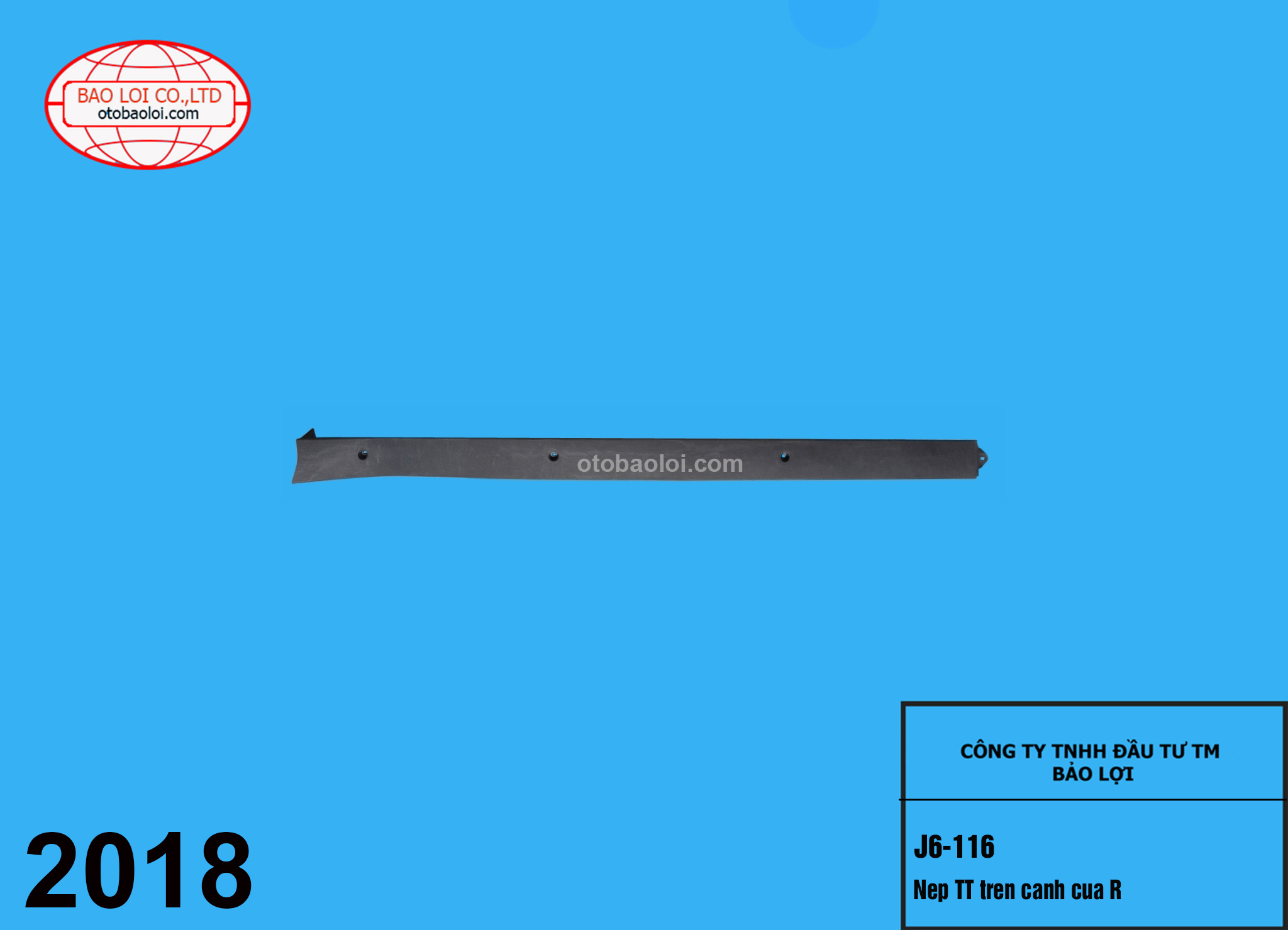 Nep TT tren canh cua R