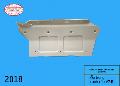 Ốp trong cánh cửa V7 R