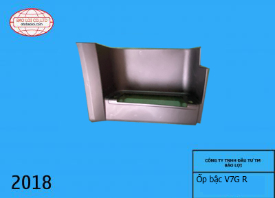 Ốp bậc dưới V7 R